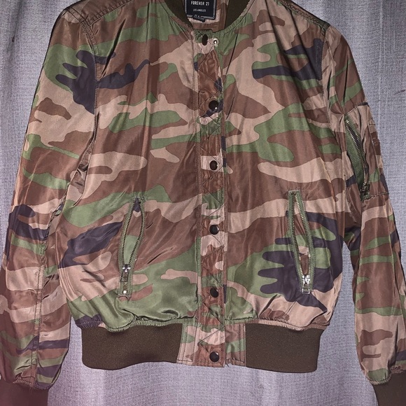 Bomber jacket - Picture 2 of 6